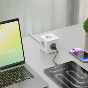 25W EU Plug PD Charger Fast Charging USB C Chargers Type C Port Adapter Cubewith KC CE Certification
