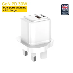 30W GaN PD Type C OTP Wall Charger UK Plug Fast Charging Adapter with Custom Logo A870