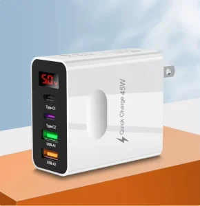 45W Digital Display 5V 3.1A 4-Port PD Charger with 2PD QC3.0 Fast Charging
