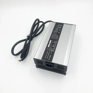 60V 12A PD Charger Adaptive Technology Aluminum Universal Power Adapter for Scooters Electric Bikes LED Display