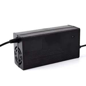 67.2V2A Lithium Battery Charger 16S 60V Battery Charger Car Charger