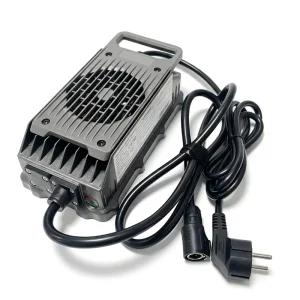 84V 10A Lithium Battery Charger 72V 20S Li ion Fast Charger Intelligent Auto Stop for High Speed Electric Scooter E bike