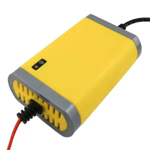 China New Product Portable Battery Charger 12V 7A 8A for Automatic Motorcycle Car