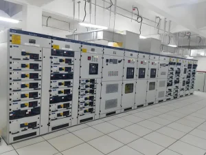 Customized 8PT Smart LV Distribution Box Switchgear IP55 380V 480V 3150A Indoor Outdoor Use
