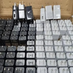 Factory Price 25W USB Adapters for Mobile Phone Black White Color EU/US Charger 25WT