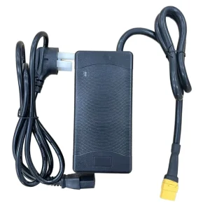 High Efficiency Electric 12.6V8A PD 3.0 OVP Battery Charger 120W Output Fast Charging JP EU Socket