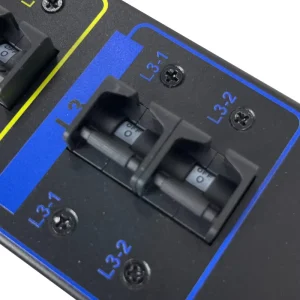 Smart 0U Rack PDU 32A 3 Phase 24 Outlets C39 for Data Center