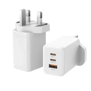 UK Plug 65W 3 Ports Power Supply Adapter With 2C1A QC3.0 PD Fast Type C Port Wall Charger For Smart Devices