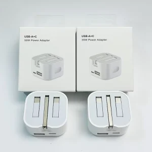 USB-A USB-C 20W Fast Charger with Foldable Charging Head