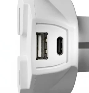 Universal European to UK Socket Adaptor AC/DC Multi Device Charger USB-A USB-C 5V 2.4A Max 10A 250V for Laptop PC Camera LED