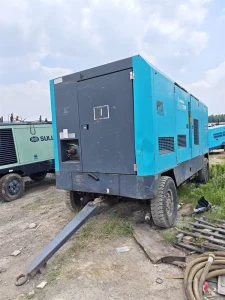 Used Japanese PDSK1200 Mobile Screw Air Compressor Quarry Rock Drilling Machine